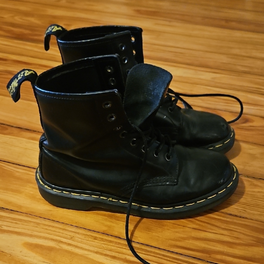 Dr Martens Womens Boots Made In England Size 8.5
